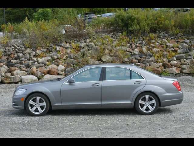 2013 Mercedes-Benz S-Class 550