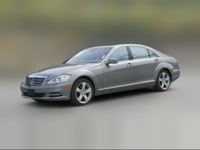 2013 Mercedes-Benz S-Class 550