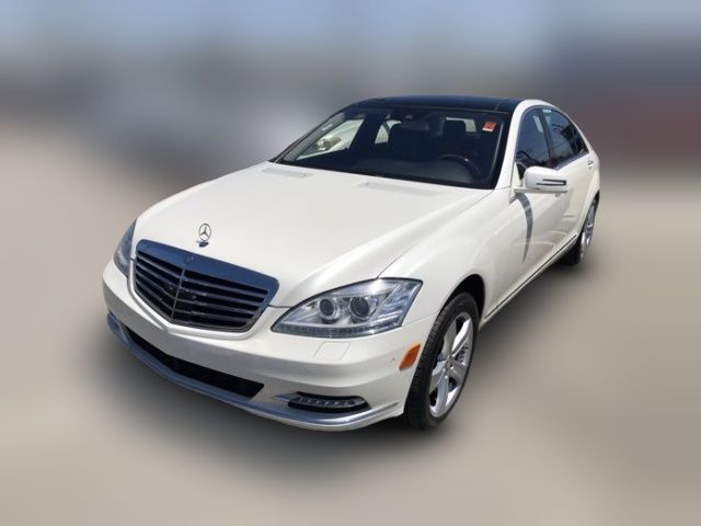 2013 Mercedes-Benz S-Class 550