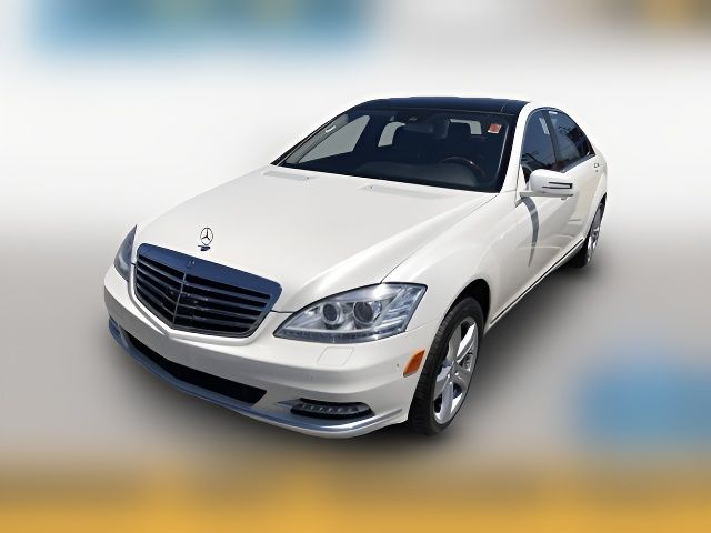 2013 Mercedes-Benz S-Class 550