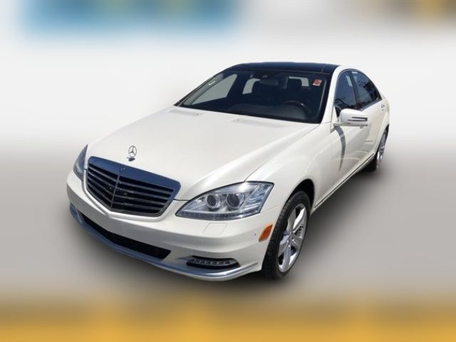 2013 Mercedes-Benz S-Class 550