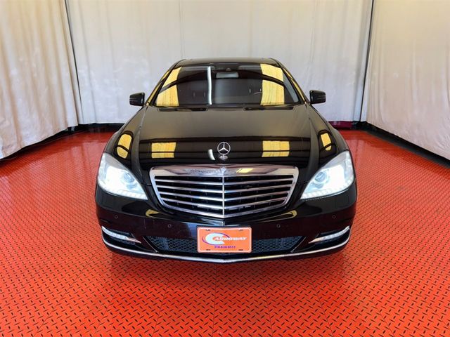 2013 Mercedes-Benz S-Class 550