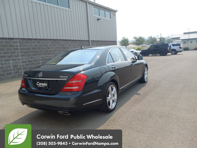 2013 Mercedes-Benz S-Class 550