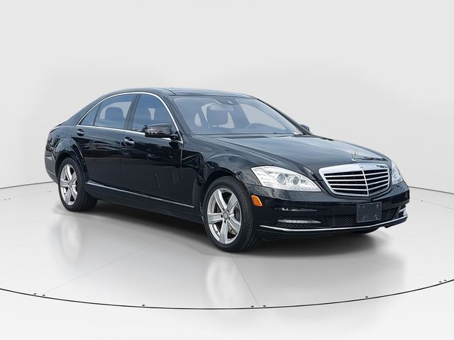 2013 Mercedes-Benz S-Class 550