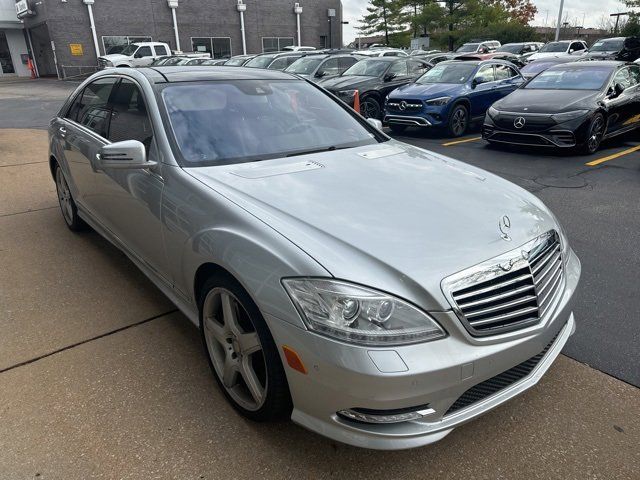 2013 Mercedes-Benz S-Class 550