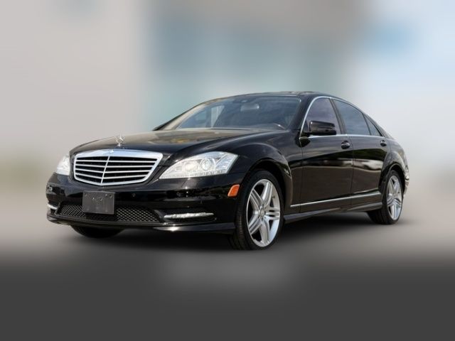 2013 Mercedes-Benz S-Class 550