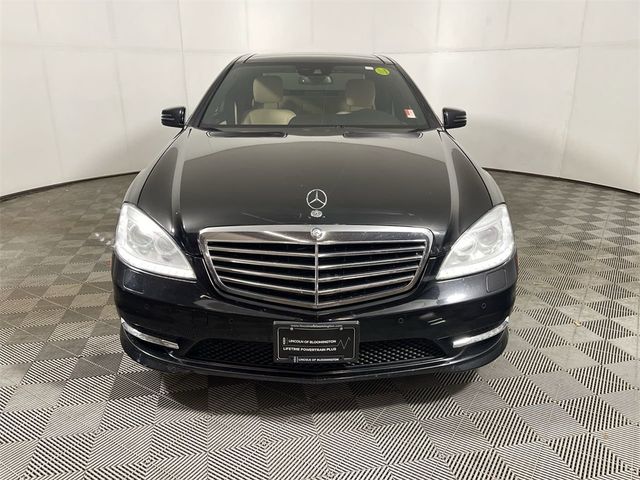 2013 Mercedes-Benz S-Class 550