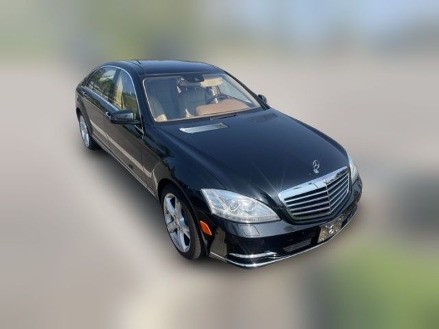 2013 Mercedes-Benz S-Class 550