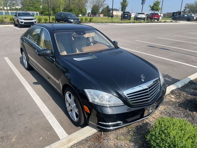 2013 Mercedes-Benz S-Class 550