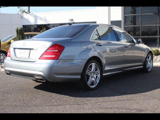 2013 Mercedes-Benz S-Class 550