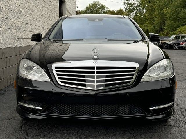 2013 Mercedes-Benz S-Class 550