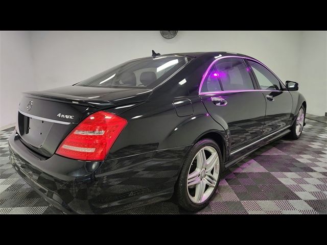 2013 Mercedes-Benz S-Class 550