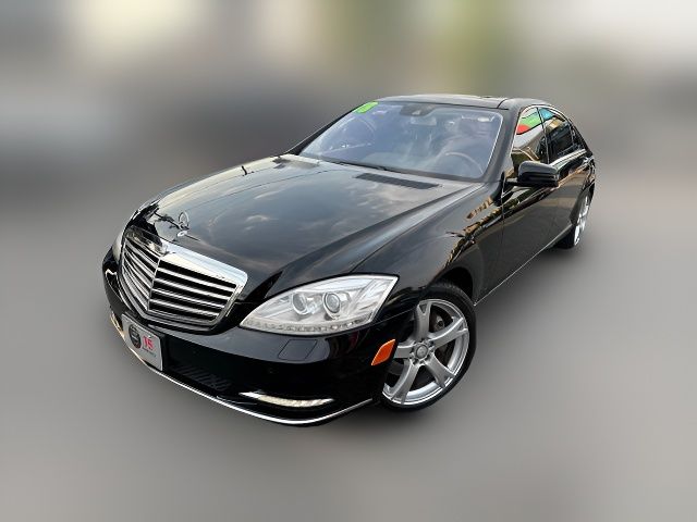 2013 Mercedes-Benz S-Class 550