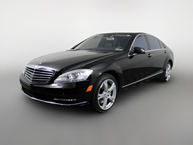 2013 Mercedes-Benz S-Class 550