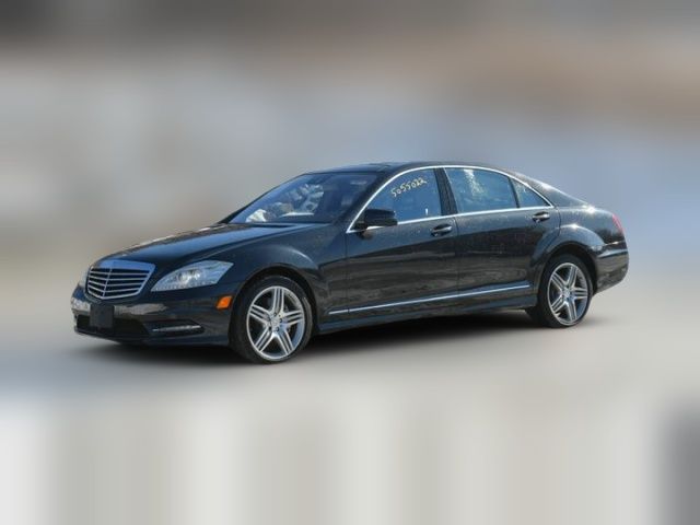 2013 Mercedes-Benz S-Class 550