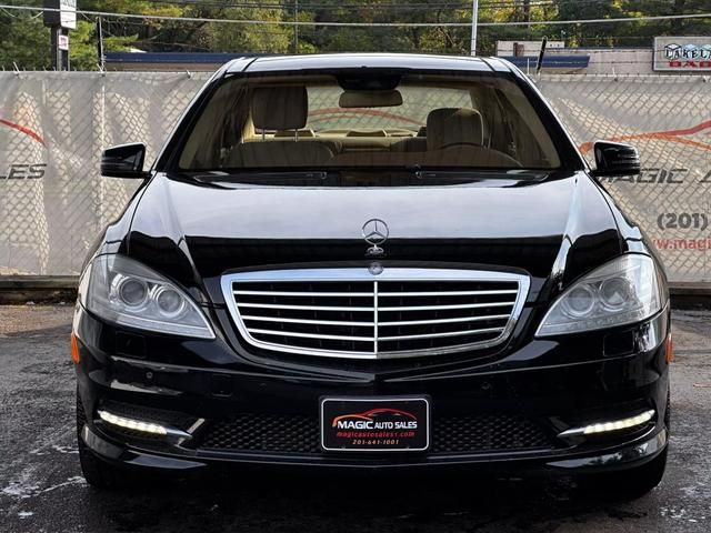 2013 Mercedes-Benz S-Class 550