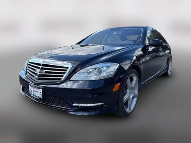 2013 Mercedes-Benz S-Class 550