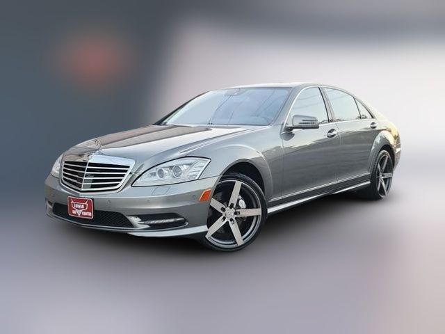 2013 Mercedes-Benz S-Class 550