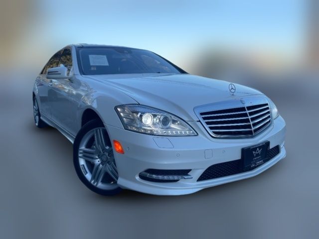 2013 Mercedes-Benz S-Class 550