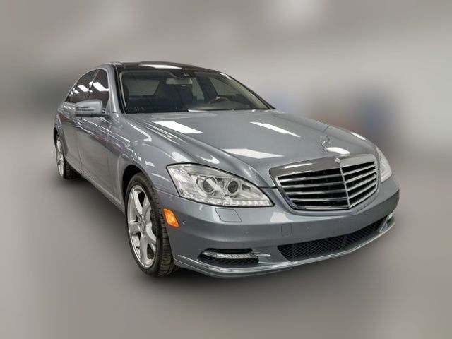 2013 Mercedes-Benz S-Class 550