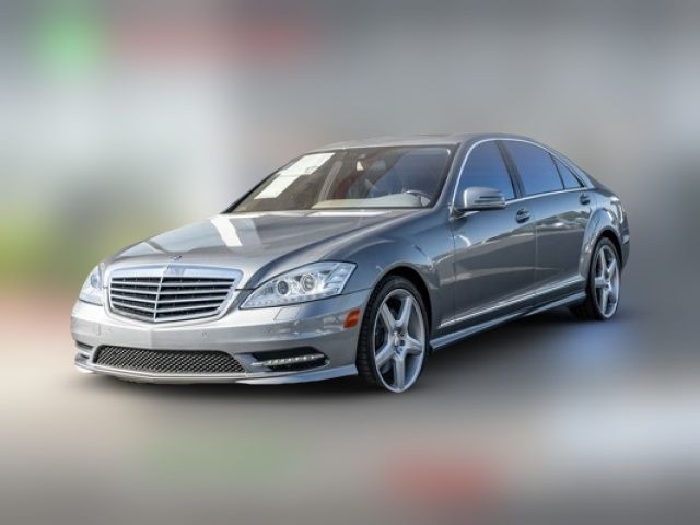 2013 Mercedes-Benz S-Class 550