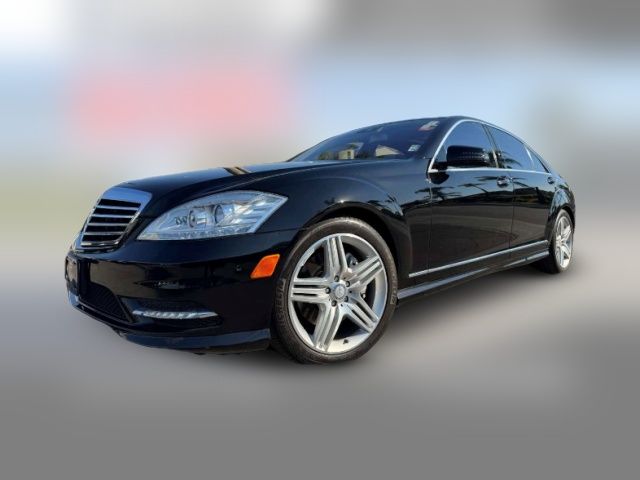 2013 Mercedes-Benz S-Class 550