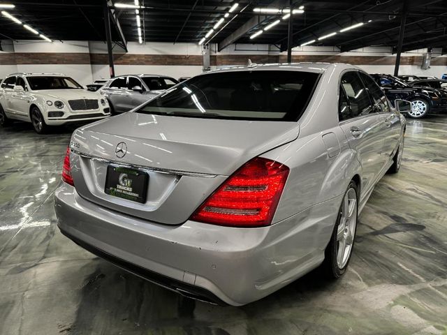 2013 Mercedes-Benz S-Class 550