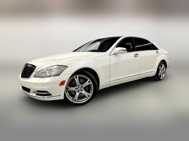 2013 Mercedes-Benz S-Class 550