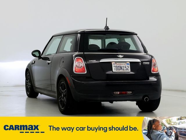 2013 MINI Cooper Hardtop Base