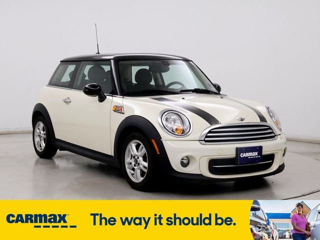 2013 MINI Cooper Hardtop Base