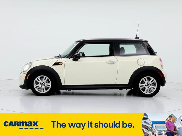 2013 MINI Cooper Hardtop Base