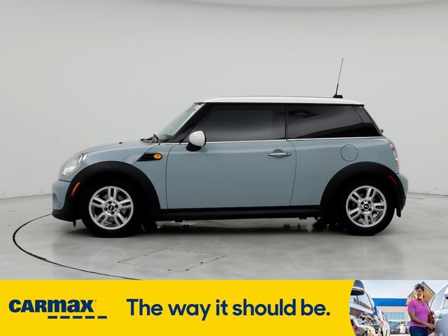 2013 MINI Cooper Hardtop Base