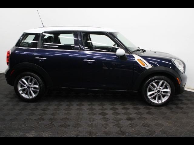 2013 MINI Cooper Countryman Base