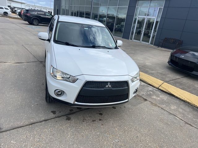 2013 Mitsubishi Outlander GT