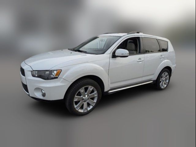 2013 Mitsubishi Outlander SE