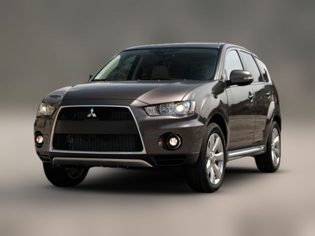 2013 Mitsubishi Outlander SE