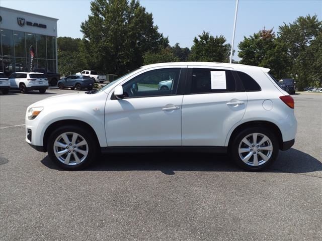 2013 Mitsubishi Outlander Sport ES