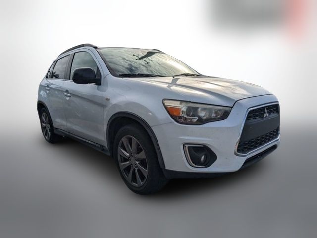 2013 Mitsubishi Outlander Sport LE