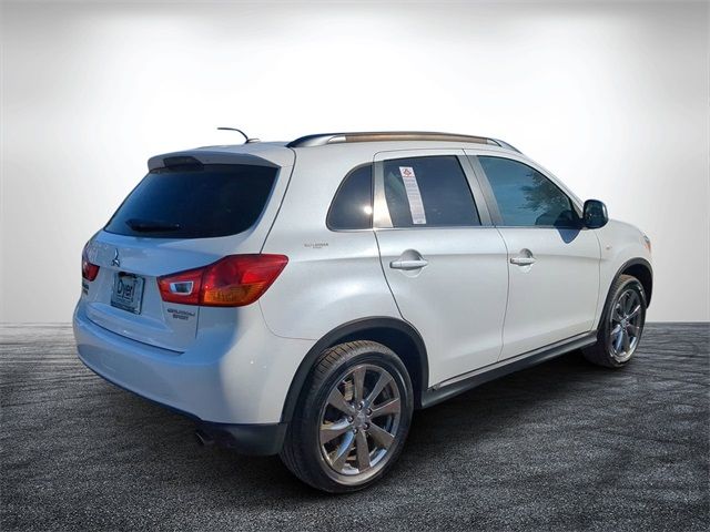 2013 Mitsubishi Outlander Sport LE