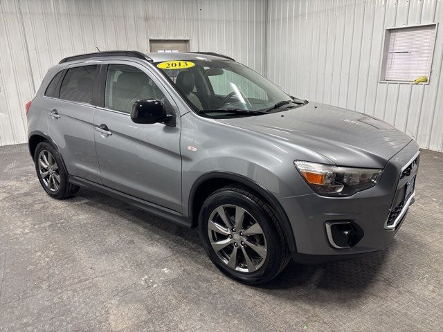 2013 Mitsubishi Outlander Sport LE