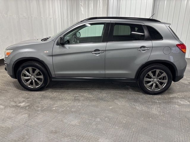 2013 Mitsubishi Outlander Sport LE