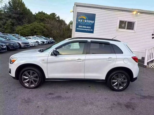 2013 Mitsubishi Outlander Sport LE