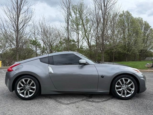 2013 Nissan 370Z Base