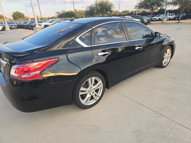 2013 Nissan Altima 3.5 SV