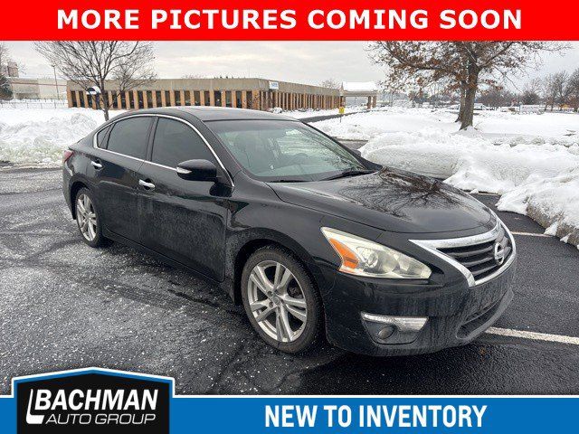 2013 Nissan Altima 3.5 SV