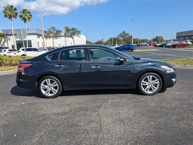 2013 Nissan Altima 3.5 SV