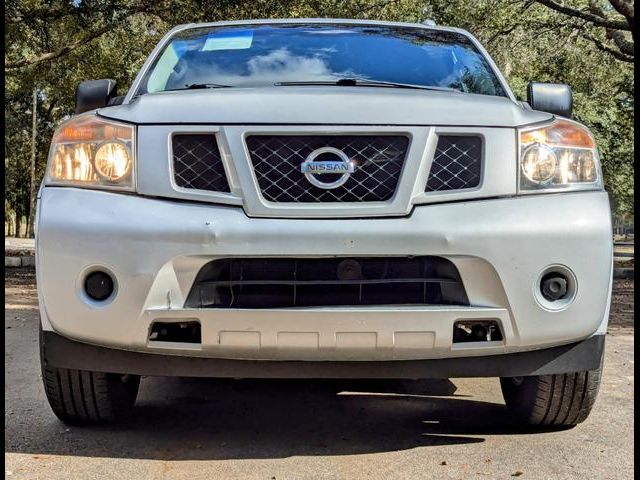 2013 Nissan Armada SV