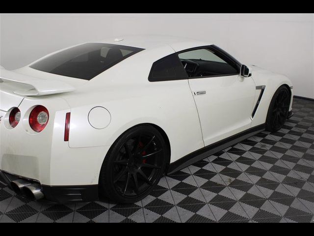 2013 Nissan GT-R Premium