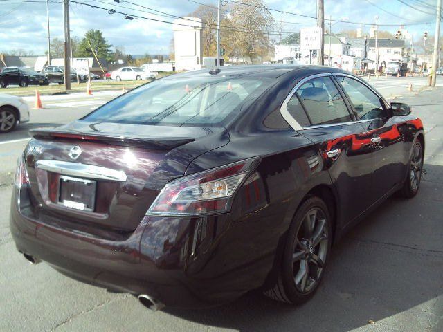 2013 Nissan Maxima 3.5 SV Sport