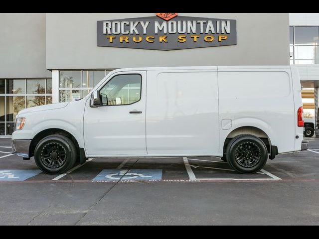 2013 Nissan NV SV